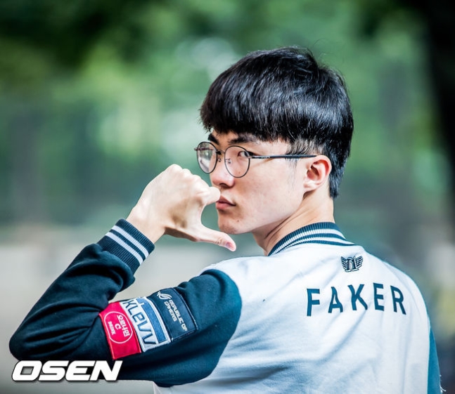 包含Faker赛事官方发布战术调整新规,德国队争议不断!的词条 包含Faker赛事官方发布战术调整新规,德国队争议不断!的词条